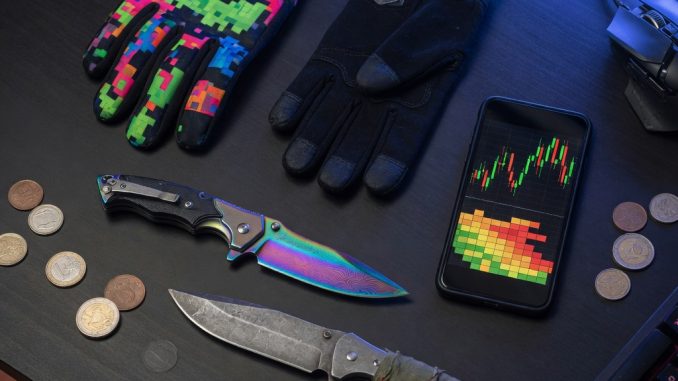 Flat lay de facas e luvas de CS2, orçamento e liquidez em foco